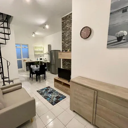 Modern Duplex Townhouse In Sliema Sliema