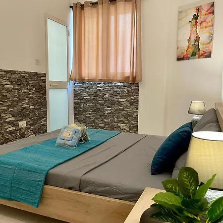 Modern Duplex Townhouse In Sliema *