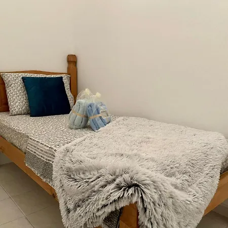Διαμέρισμα Balesa - Modern Duplex House In