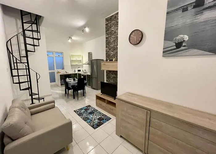 Modern Duplex Townhouse In Sliema Sliema