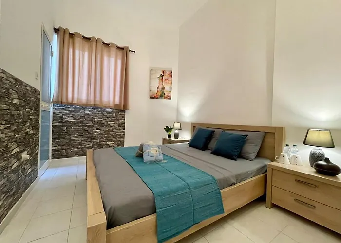 Apartman Modern Duplex Townhouse In Sliema Sliema