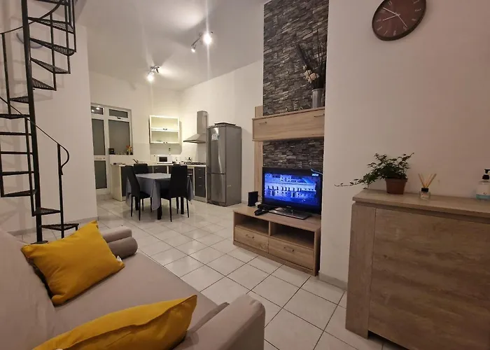 Modern Duplex Townhouse In Sliema * Sliema