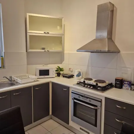 Modern Sliema Duplex Two Bedroom Apartment Appartement *